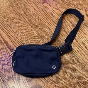 Navy Lulu lemon Belt Bag